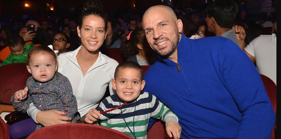 Jason Kidd with his current wife and kids