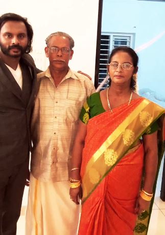 Jinto Bodycraft with his parents